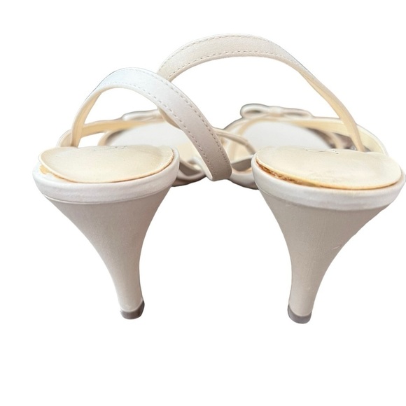 Sam & Libby Women’s Slingback Heels in Cream Size 6 Summer Party - Picture 3 of 4